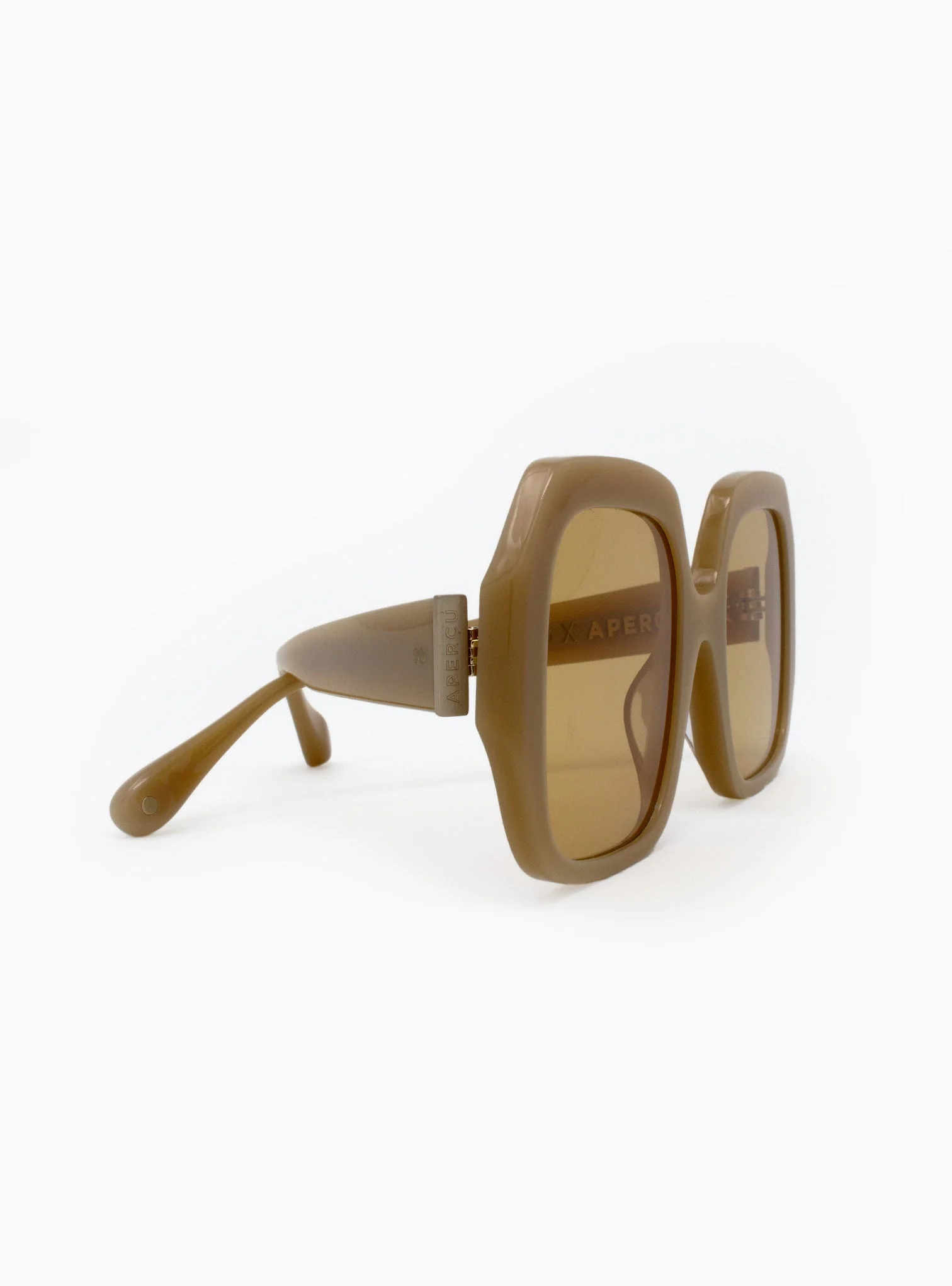 LAURENCE 01 - Image 5